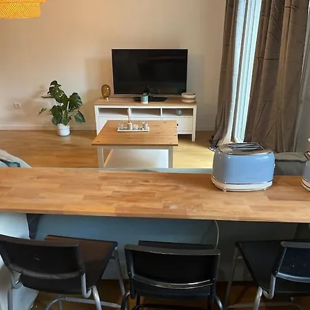 Grand Dans Recente Appartement *