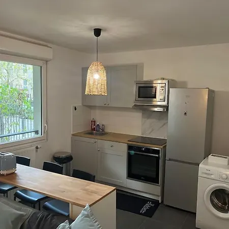 Appartement Grand Dans Recente *