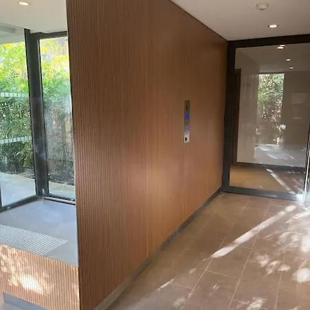 Grand Dans Recente Appartement *